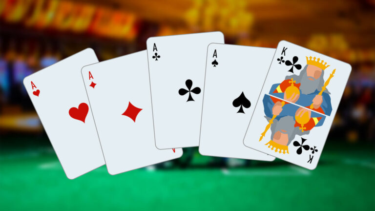 Hand chơi poker